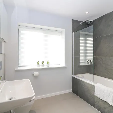 Watch Tree Lägenhet *